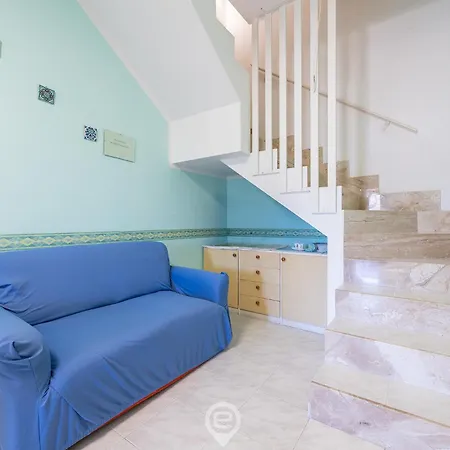 La Perla Nel Blu *
