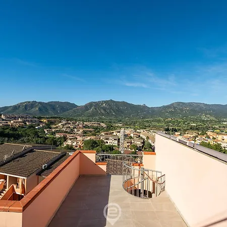 La Perla Nel Blu Apartment *